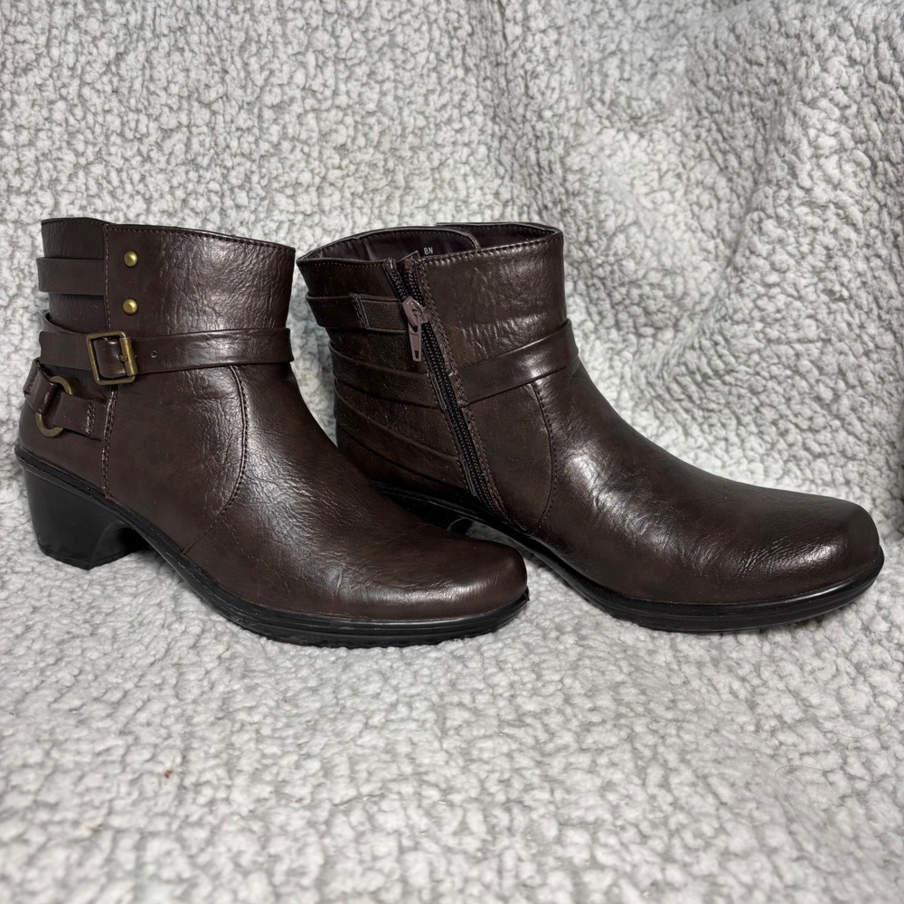 Easy Street Comfort Wave Brown‎ Ankle Boots Womens 8N Buckle Strap Block Heel - Picture 2 of 7